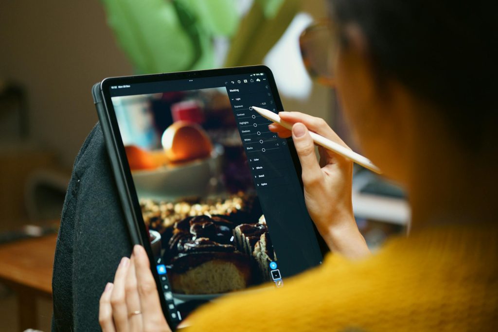 Tools Behind the Channel: The 7-App Stack This Editor Swears By